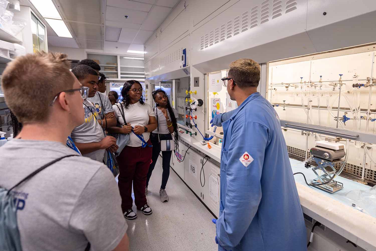 Engineering OnRamp participants watch demonstration in the Gong Lab.